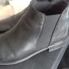 Very comfortable ankle boots