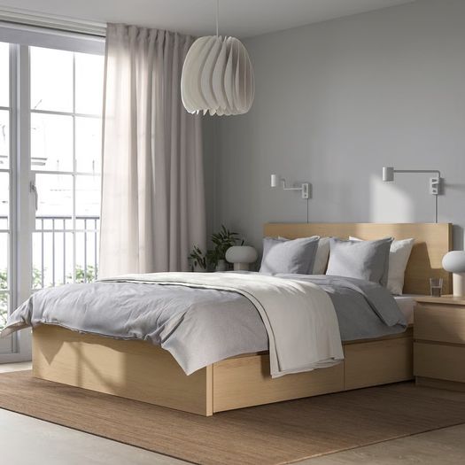 Ikea Malm Bed with storage (4 drawers)