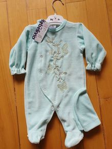BNWT Babygrow/Sleepsuit + Matching Hat