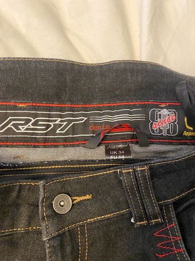 Rst jeans