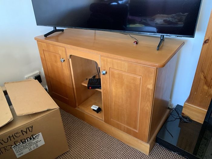 tv cabinet