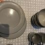 15 piece dinnerware set Image 2
