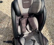 car seat  iso fix