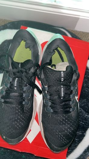 Nike Pegasus Air Zoom EU38.5 UK5.5 Black and White Design