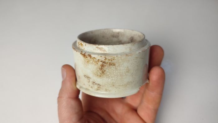 208 - Antique Vintage Chemist Stoneware Medicinal Cream Jar Pot