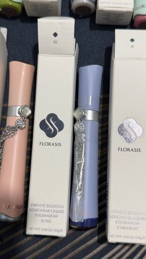 K beauty florasis longwear liquid eyeshadow new