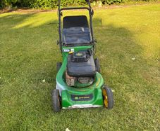 john deer lawnmower