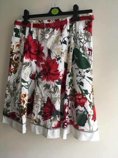 Beautiful Floral Skater Cotton Skirt, size-12
