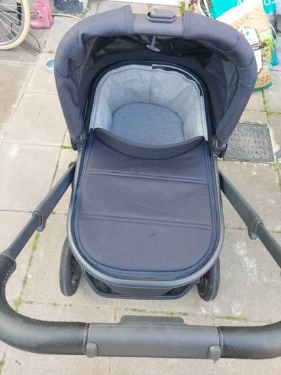 UppaBaby Vista V2