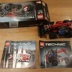 Lego Technic Telehandler (42061)