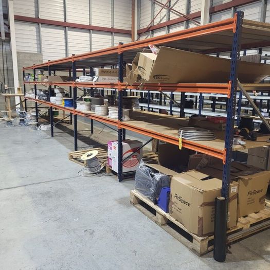 Long span shelving