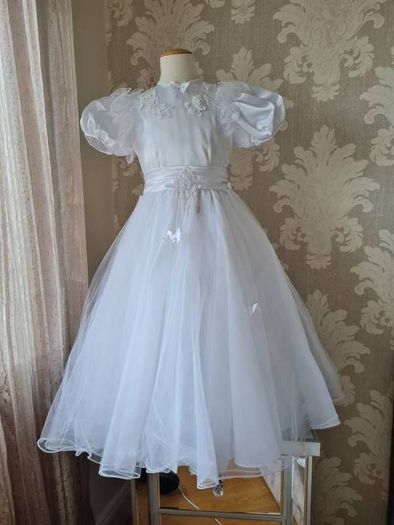 TWINS Cummunion Dresses Beautiful