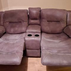 2 seater recliner with centre console