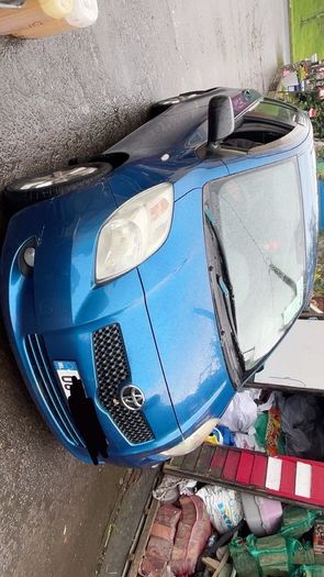 08 Toyota Yaris for parts