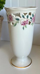vase