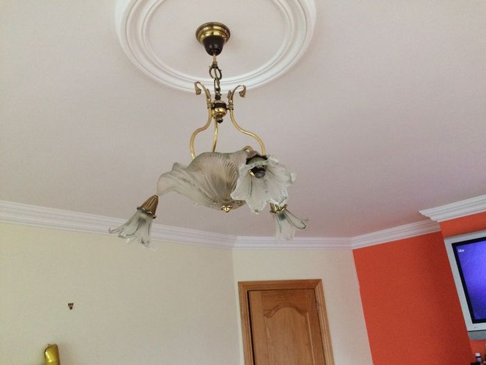 light with 3 or 5 bulbs brass and glass.