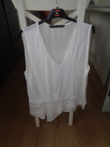 Zara Ladies Sleeveless Tops for sale