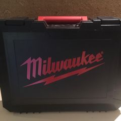Milwaukee box