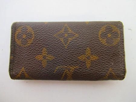 Louis Vuitton Key holder