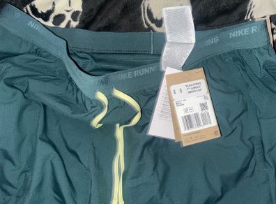 nike running shorts size xxl