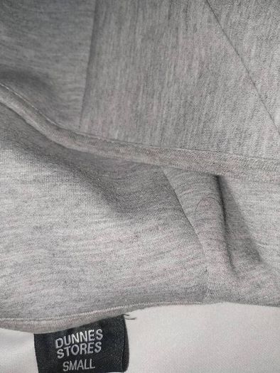 grey hoodie