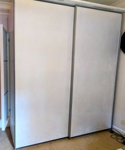 Wardrobe (large double wardrobe with sliding doors)