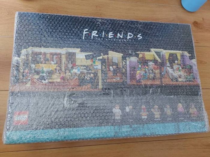 Lego 10292 Friends - The Apartments