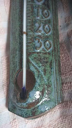 Ceramic thermometer