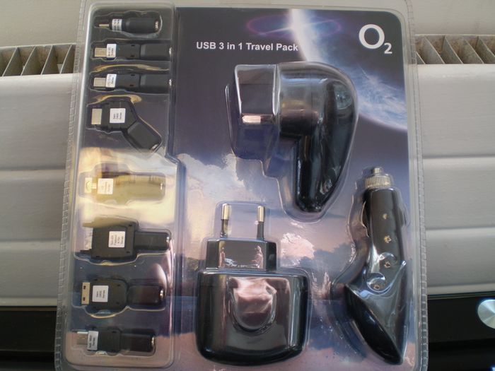 02 usb 3 in 1 travel pack