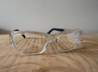 Safety glasses