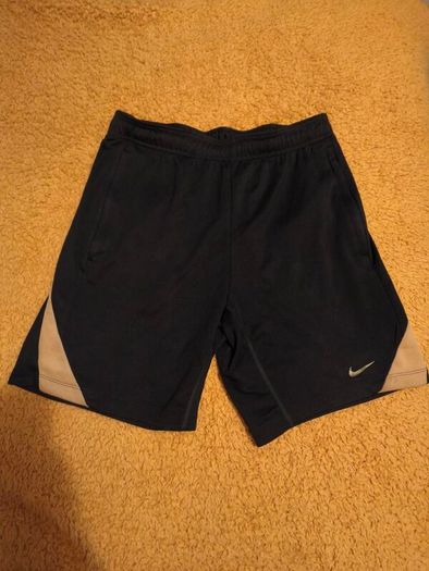 Nike dri-fit boys shorts 12-13 yrs