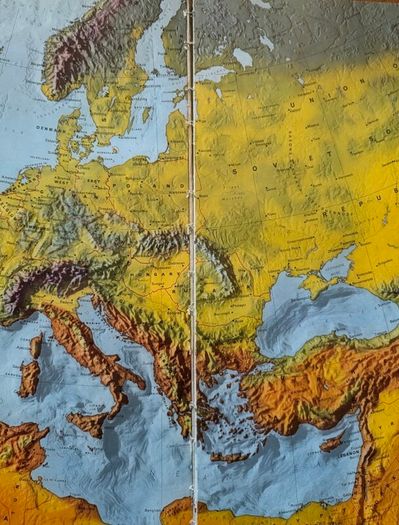 Vintage Readers Digest Great World Atlas 1969 inc copy of 1587 Mercator Map