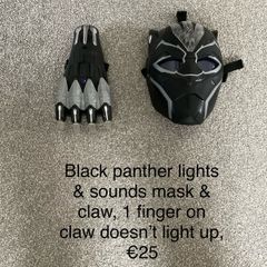 Black panther mask & claw
