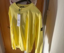 mens top