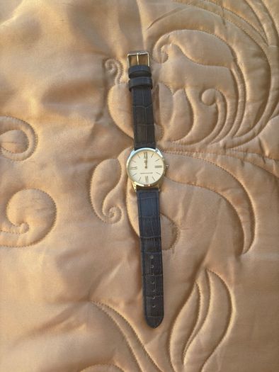 Tommy Hilfiger Navy Leather Womens Watch- Brand New