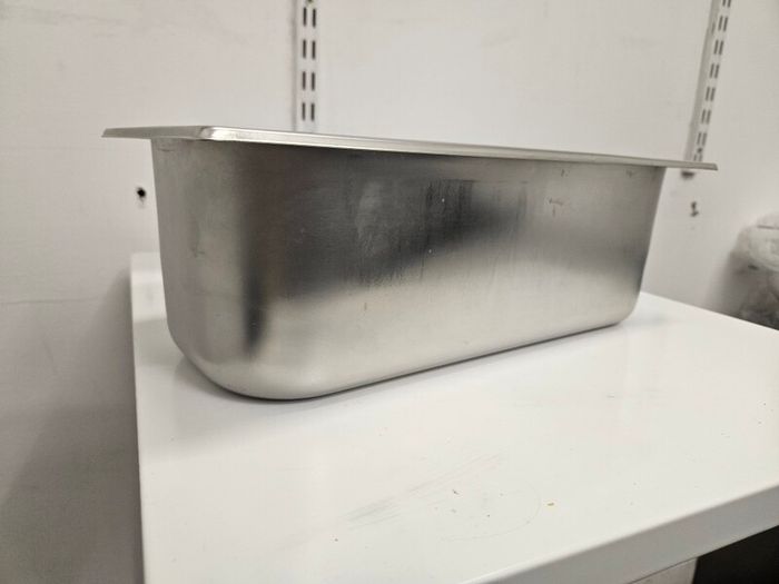 Ice cream/gelato pans and lids