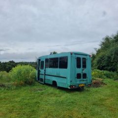 Converted Bus/Camper - Tiny Home
