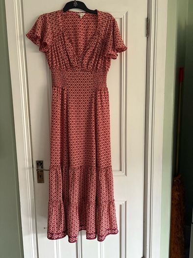 max studio dress