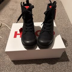girls Hugo boots