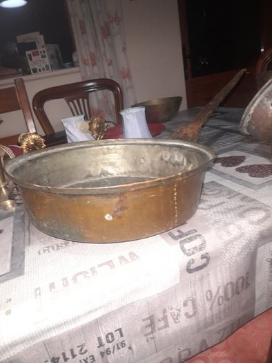 Large Antique Copper and Iron Deep Pan around the 19th or early 20th century, Postage Available or Collection on all my items
