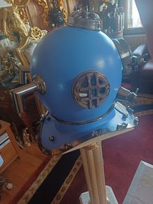 Divers Helmet