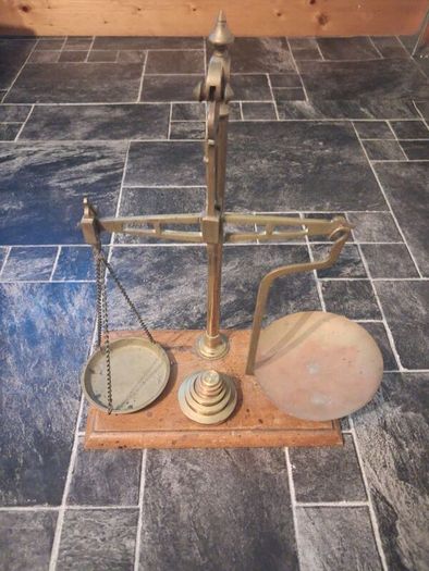 antiques scales