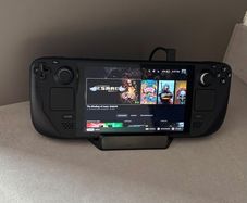 Steam Deck LCD 1TB Dock Case Excellent Condition 500 Euro