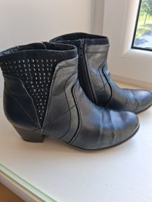 Black Leather Boots