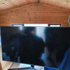 FOR PARTS 65 inch Samsung tv
