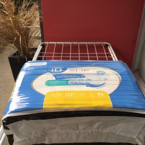 Adult diapers
