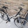 ladies city bike( can deliver) Image 4