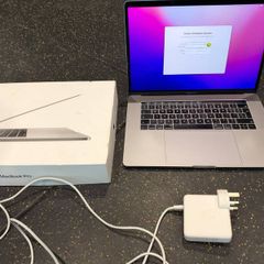 Apple MacBook Pro 15 2017- i7, 16GB RAM, 256GB SSD boxed