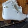 White ice skates Image 3