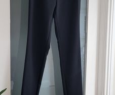 H&M black skinny trousers  Sz 8UK - Bnwot Rrp 19.99